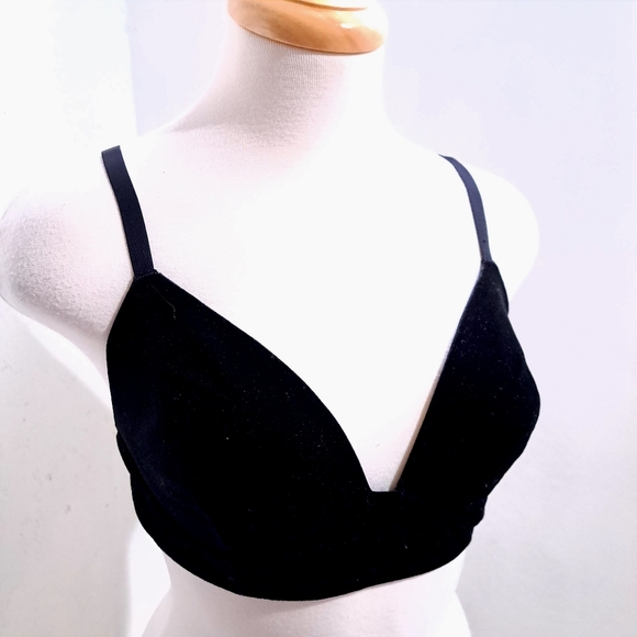 La senza | Elegant Black Velvet Bralette - Picture 3 of 7